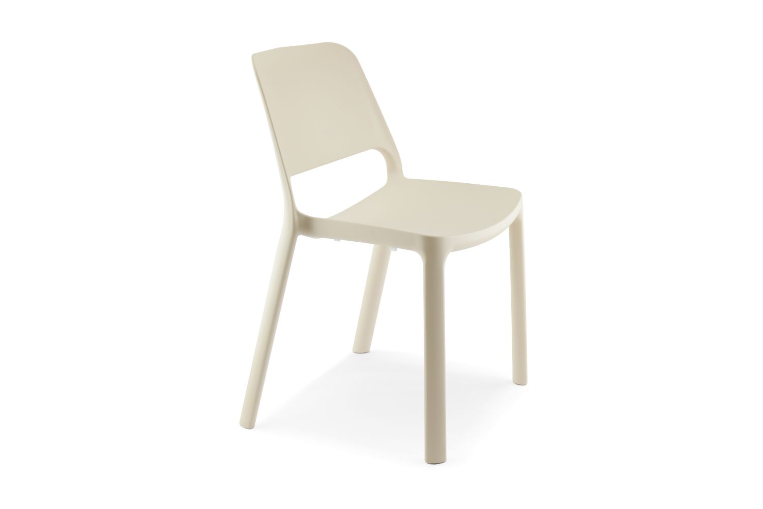 11-Maike-chaise-sable