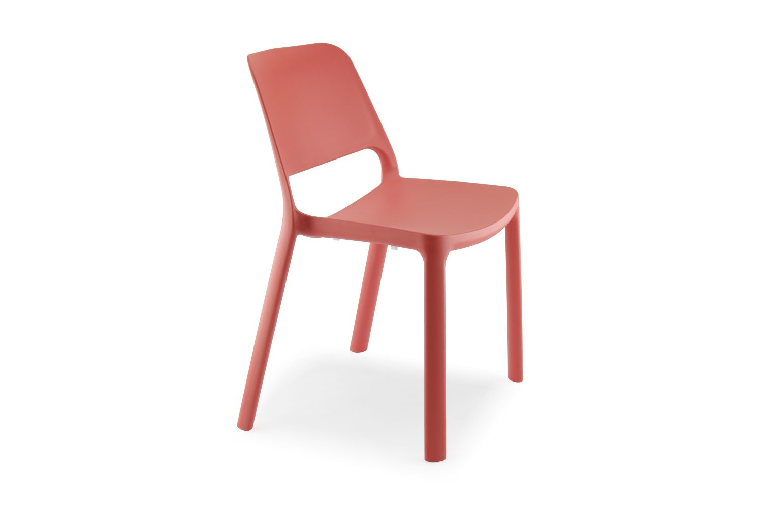 5-Maike-chaise-rouge